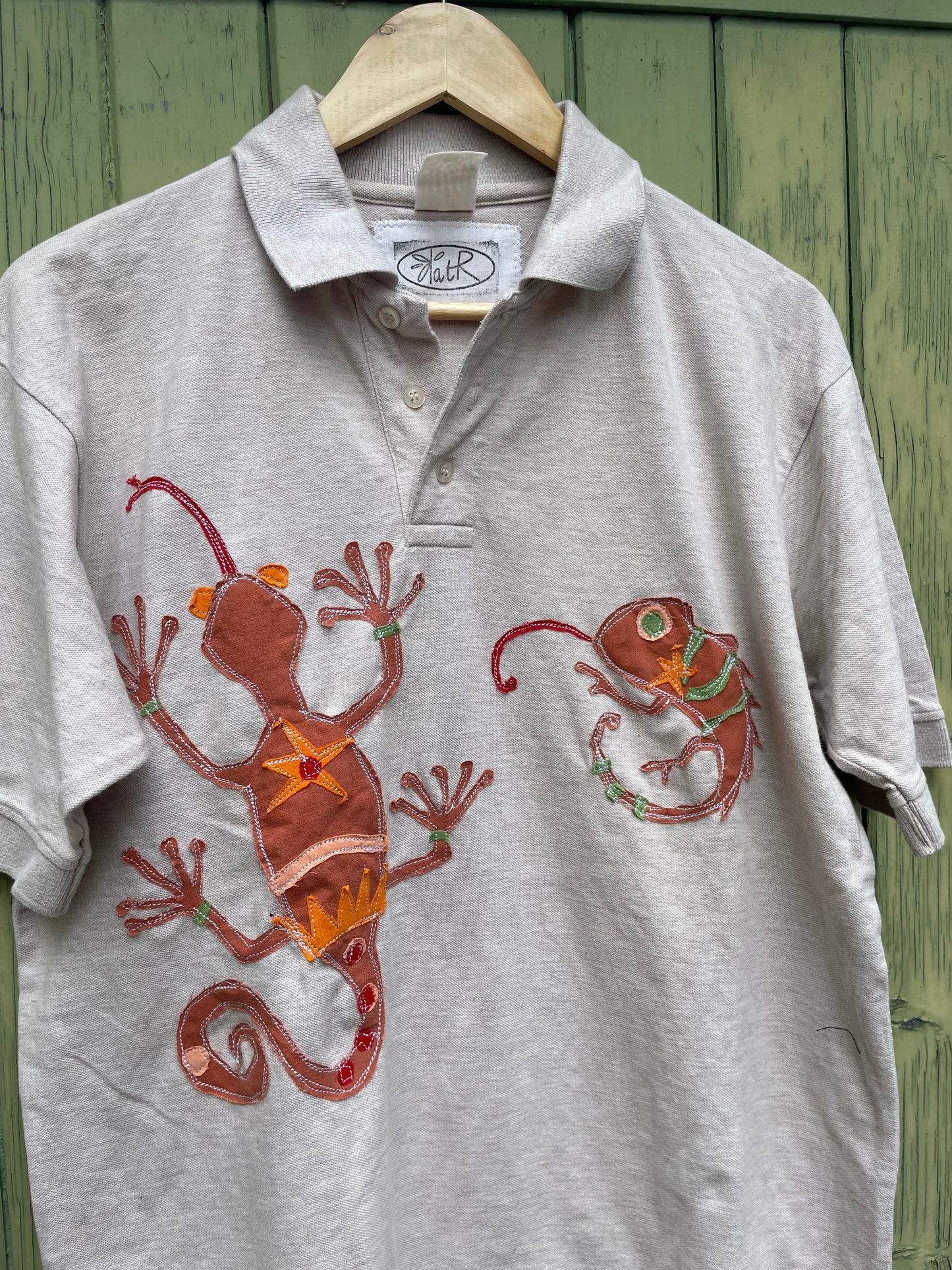 LIZARD & CHAMELEON SHIRT (M)