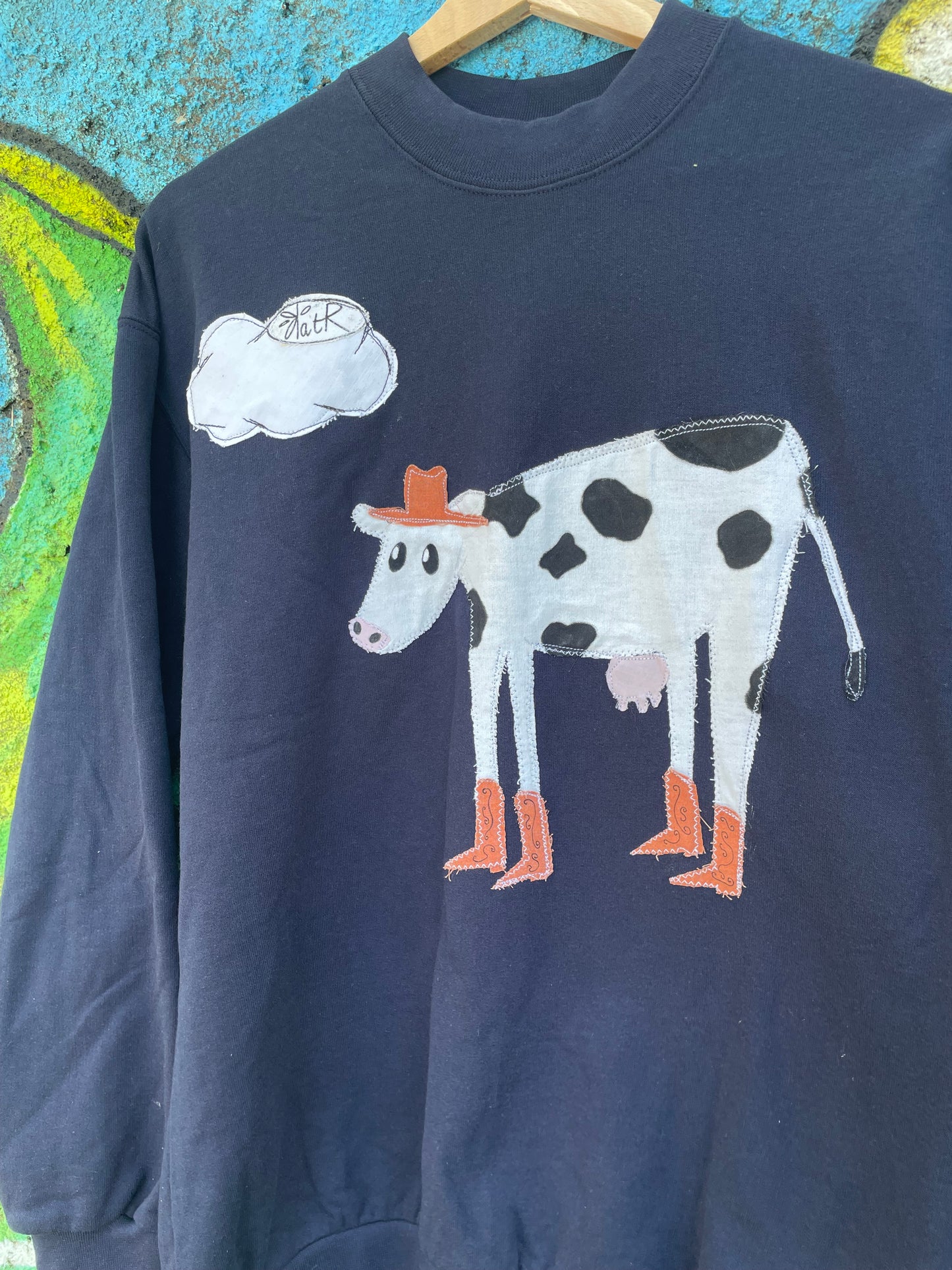 COWGIRL SWEATSHIRT (M)