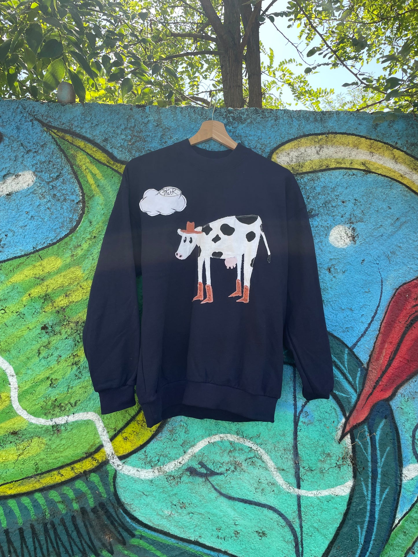 COWGIRL SWEATSHIRT (M)