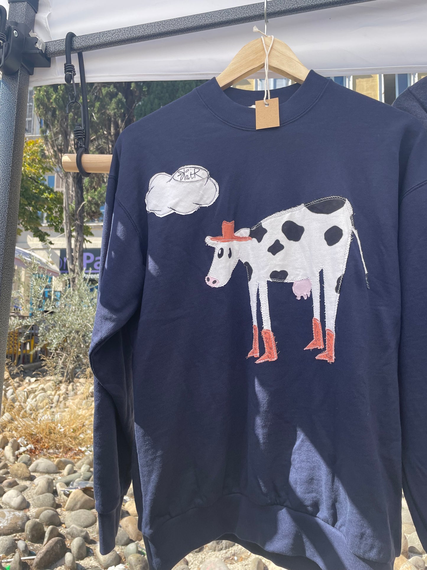 COWGIRL SWEATSHIRT (M)
