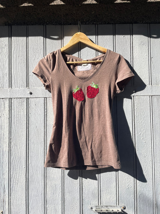 STRAWBERRY TEE (S)