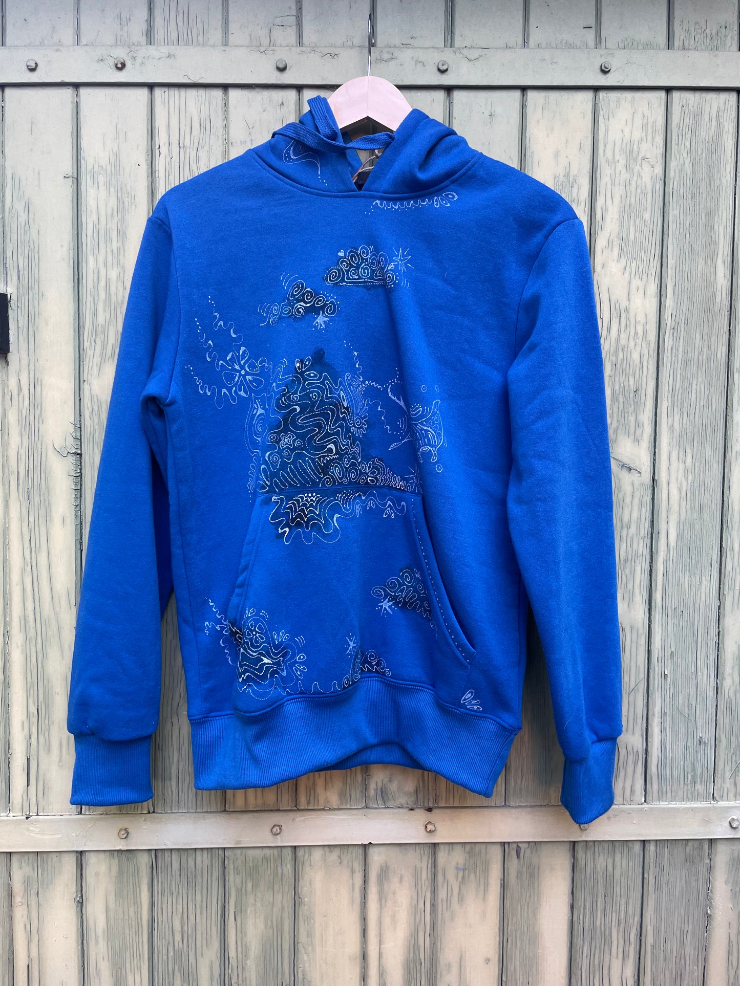 BLUE OCEAN HOODIE (M/L)