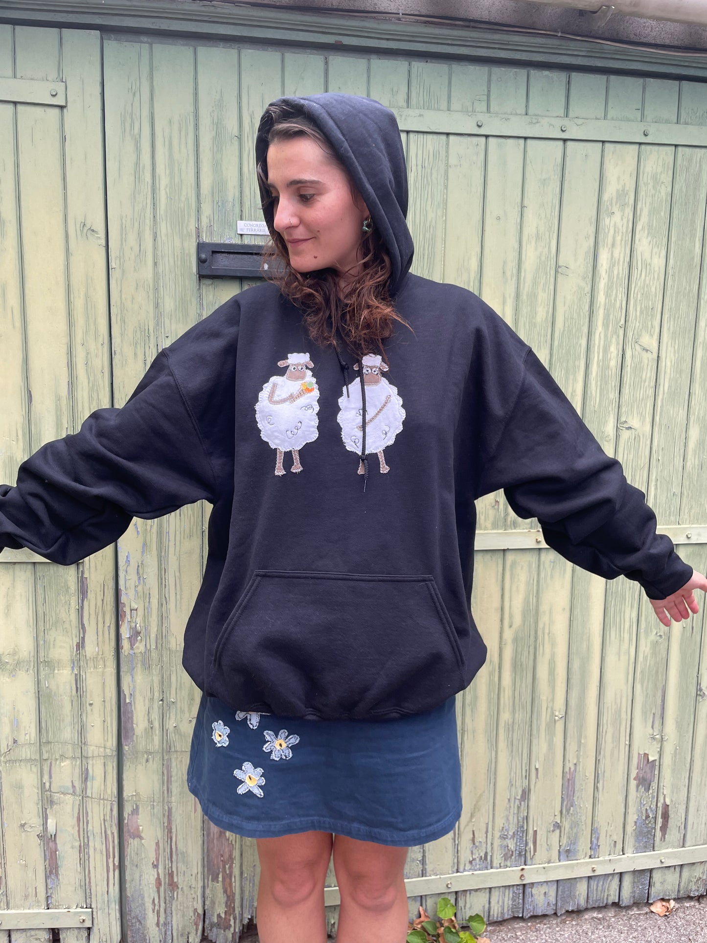 SHEEP HOODIE (XL)